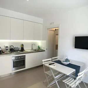 Vista Mare Con Parcheggio Privato Appartamento